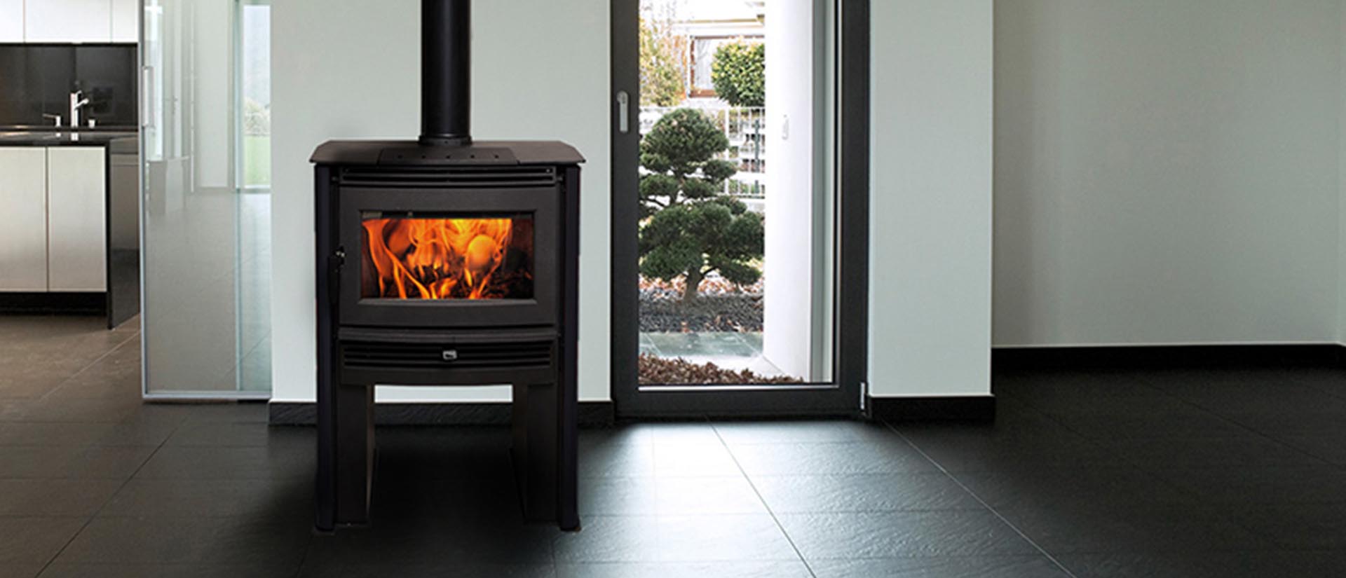 PACIFIC ENERGY Neo 2.5 LE｜モダンデザイン薪ストーブ｜神奈川・湘南